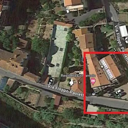 Con Terrazzo E Parcheggio *